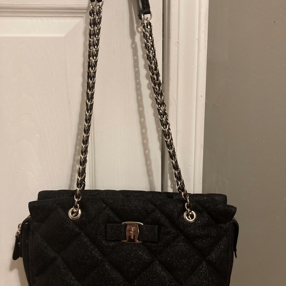 Salvatore Ferragamo Vera Bow Very Rare Handbag - Picture 2 of 6